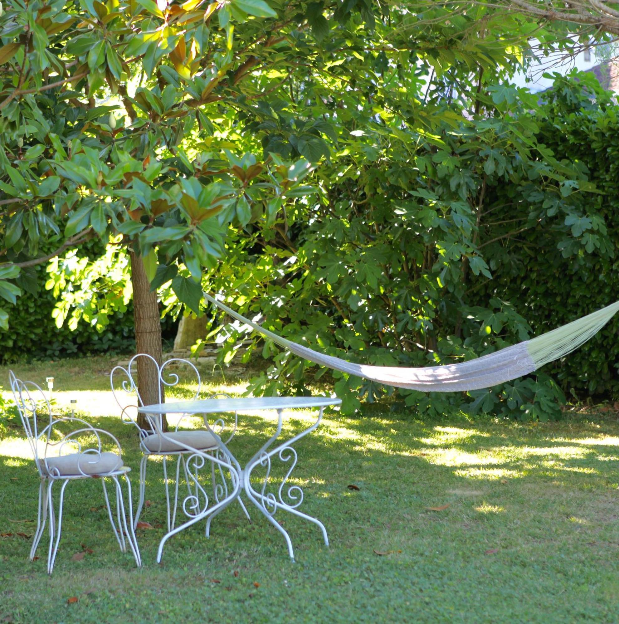 Bed and Breakfast Le Relais Des Anges Mercues Екстер'єр фото