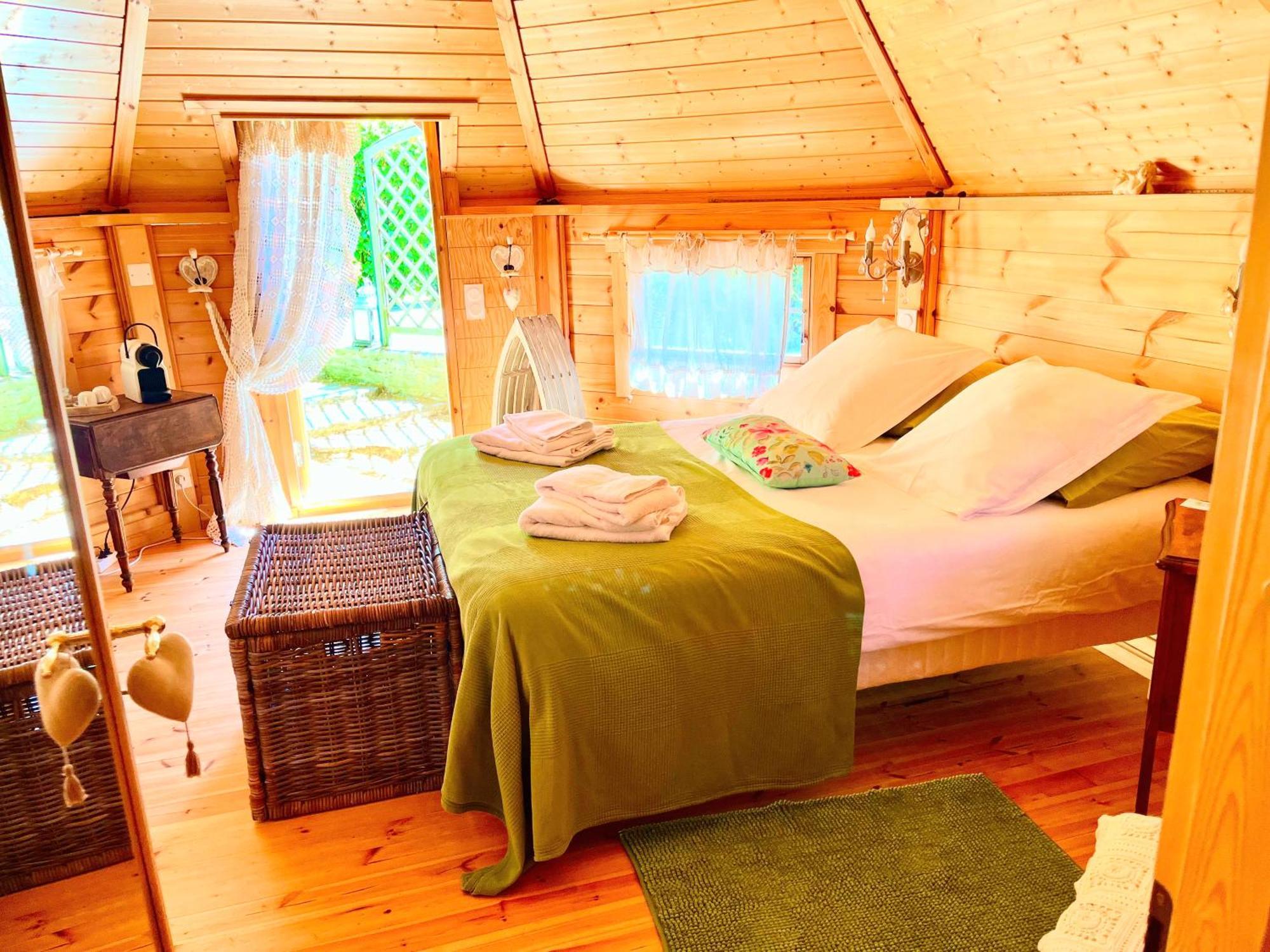 Bed and Breakfast Le Relais Des Anges Mercues Екстер'єр фото